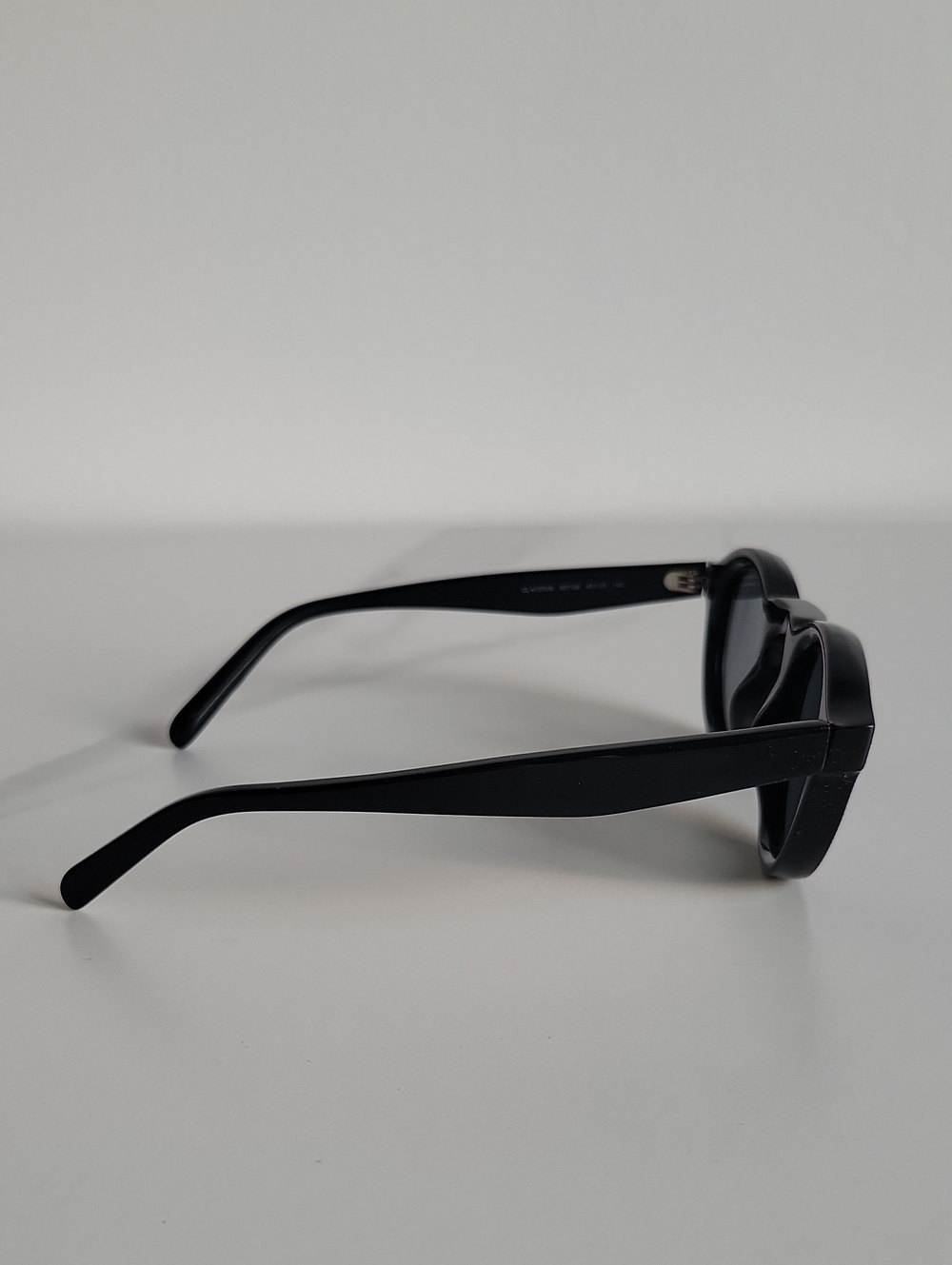 Celine CL41370S Classic Round Black Sunglasses - Picture 4 of 13